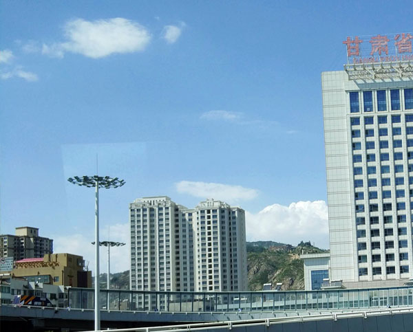 桥梁段声屏障高度