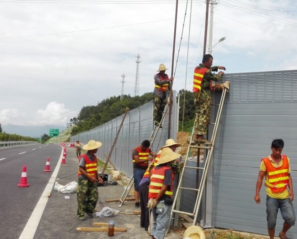 榆林波浪形百叶窗吸声板
