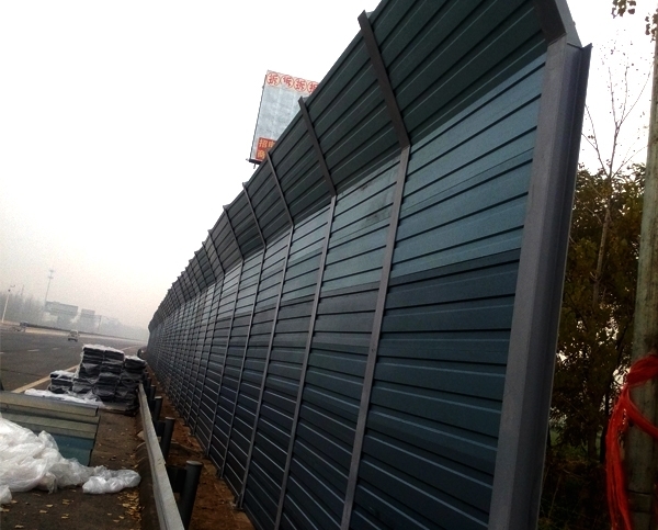 德宏镀锌板公路噪声屏障