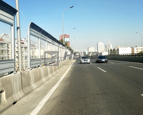 高速桥梁隔音屏